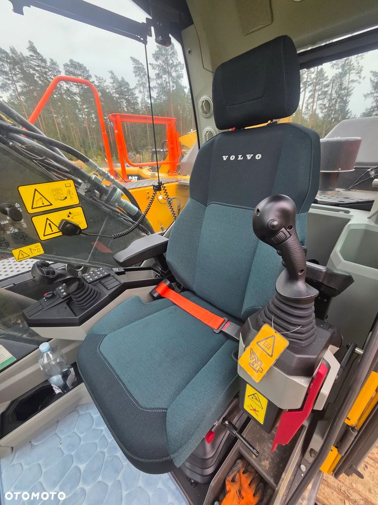 Volvo EC230 FLR - 5