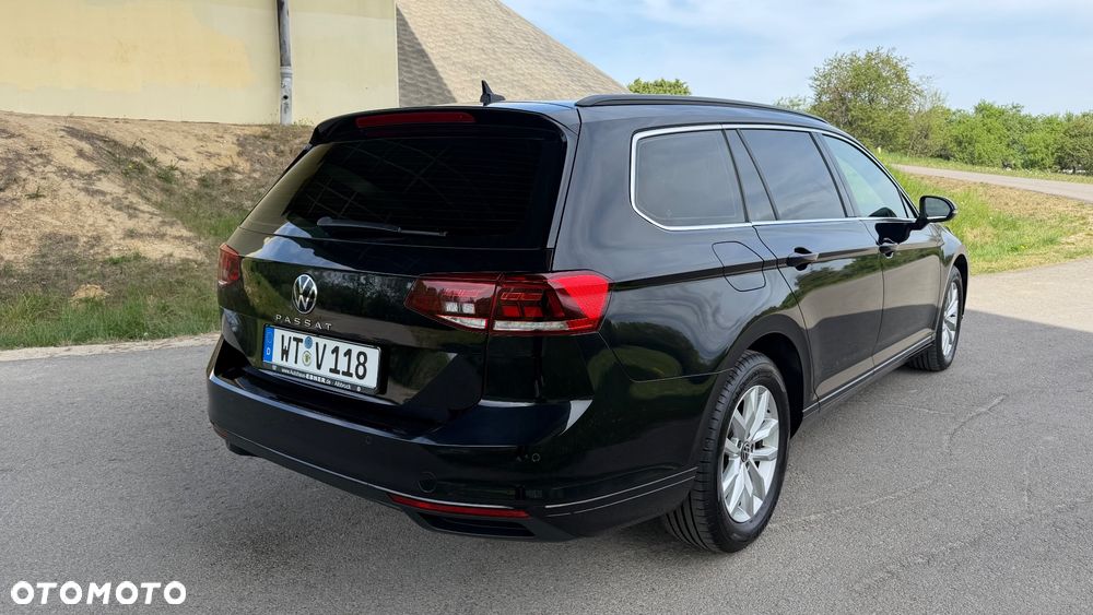 Volkswagen Passat 2.0 TDI SCR DSG - 34