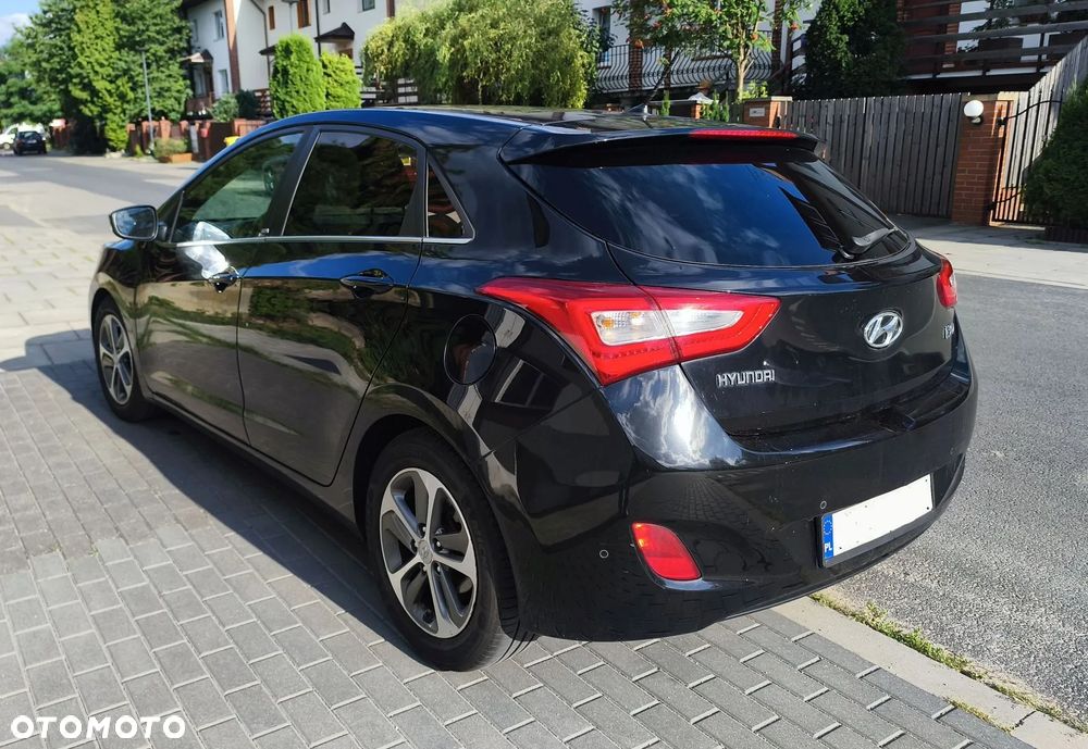 Hyundai i30 1.6 D GO - 4