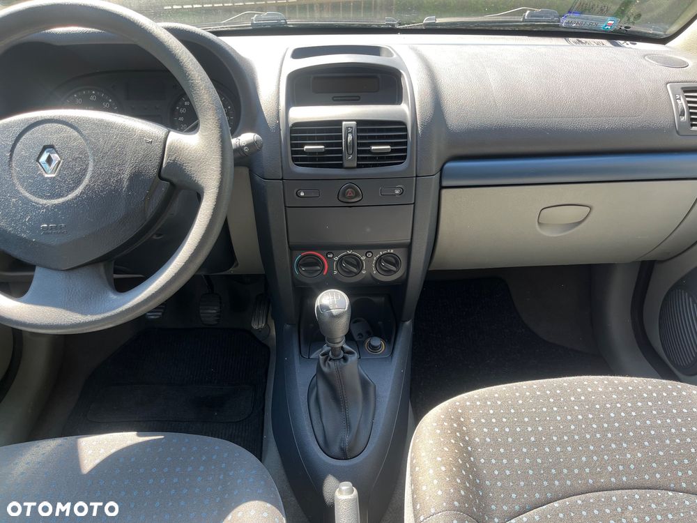 Renault Clio 1.2 16V All Inclusive - 12