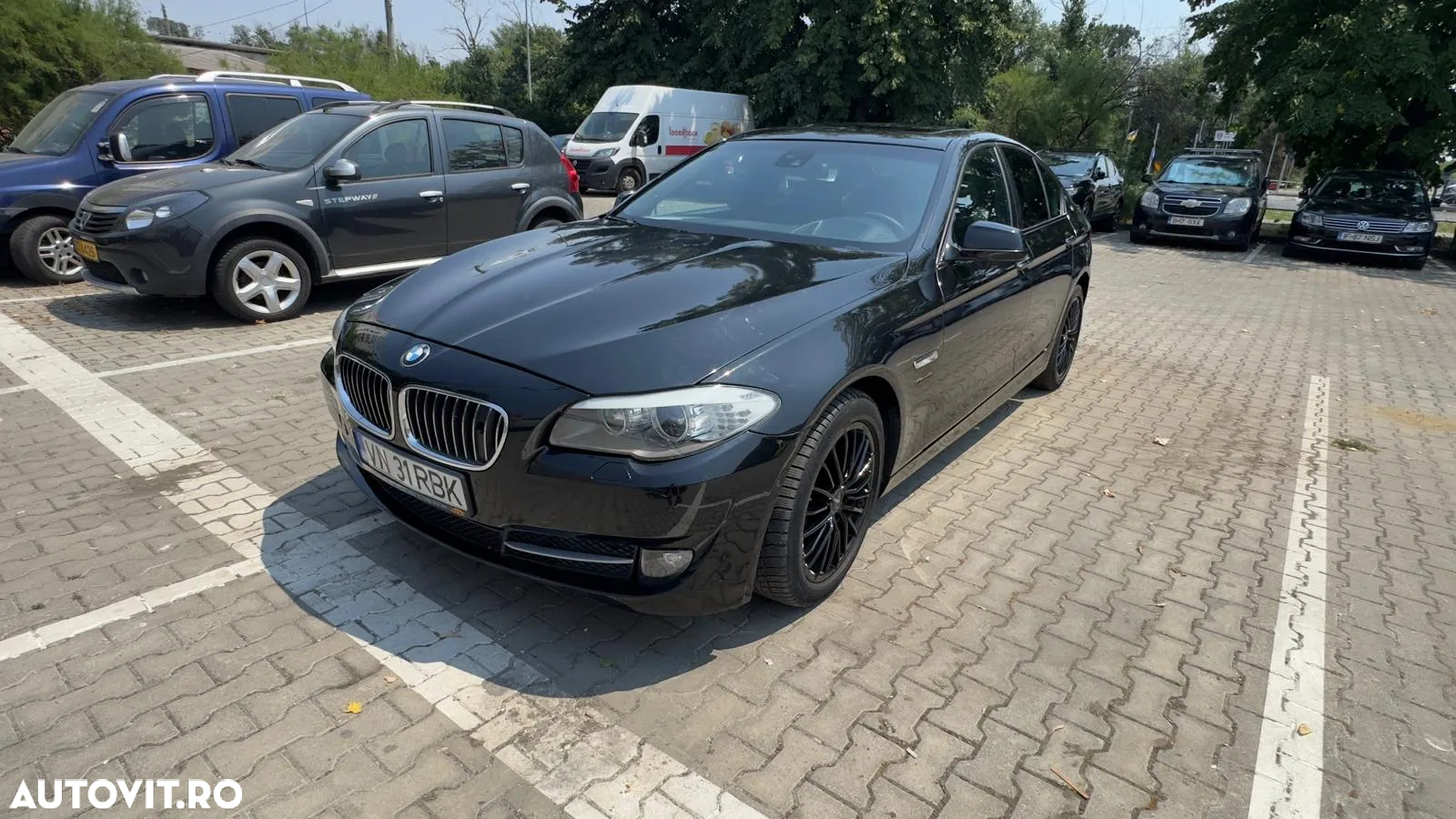 BMW Seria 5 530d Sport-Aut. - 2