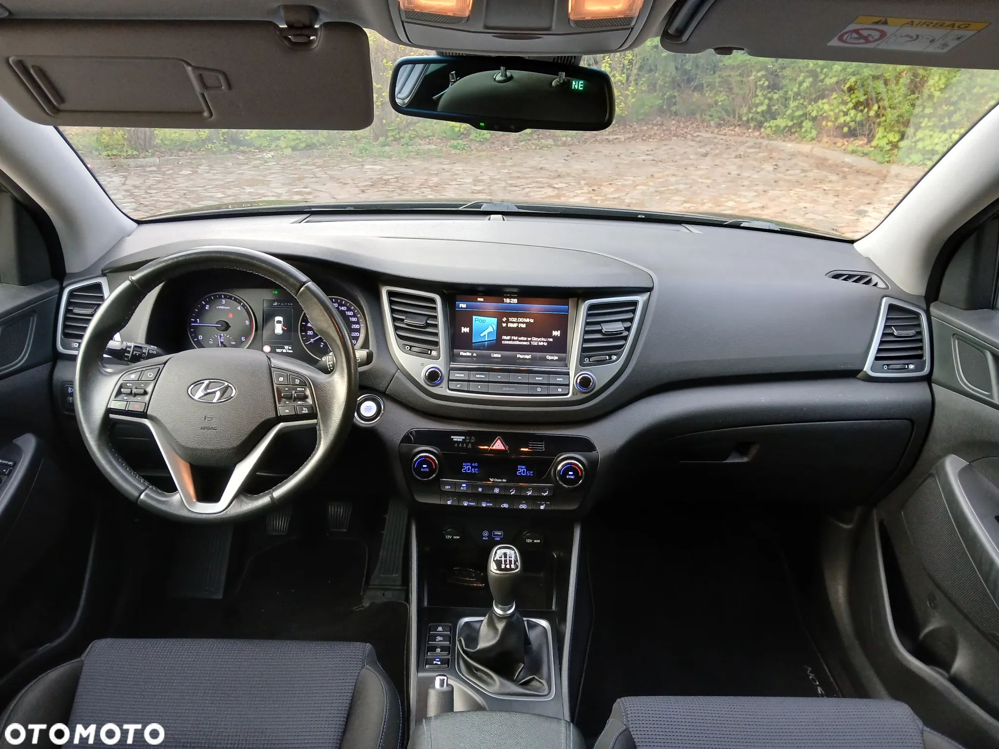 Hyundai Tucson 1.7 CRDI BlueDrive TourdePologne 2WD - 9