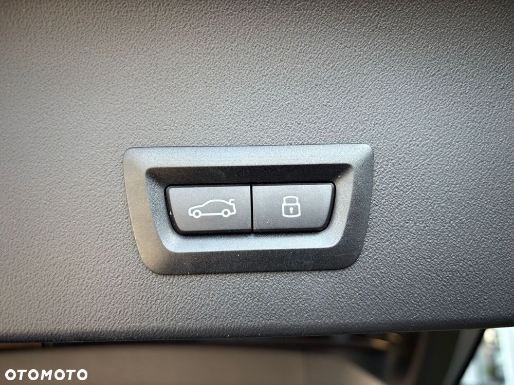 BMW X3 xDrive20d mHEV - 39