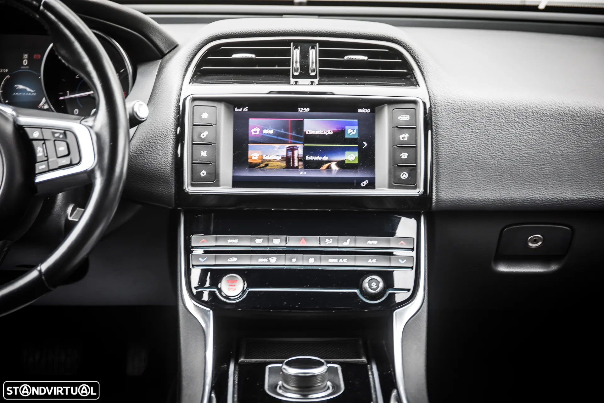 Jaguar XE 2.0 D R-Sport Aut. - 9