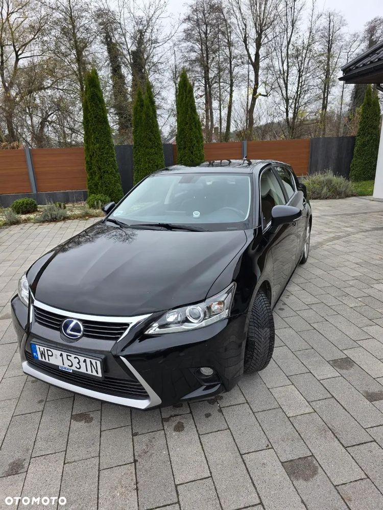Lexus CT - 8