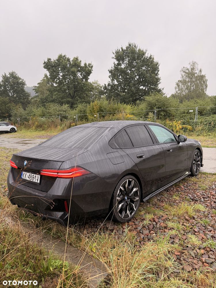 BMW Seria 5 520d mHEV M Sport Edition - 3