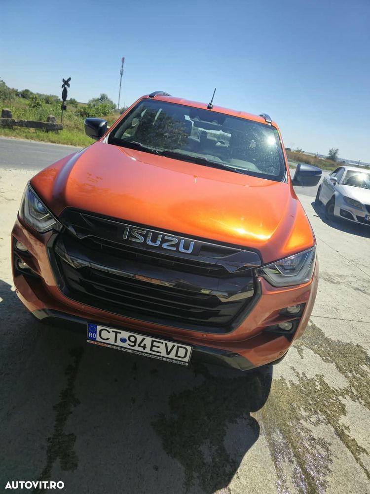 Isuzu D-Max 1.9 DSL 4x4 Double Cab AT Executive - 2