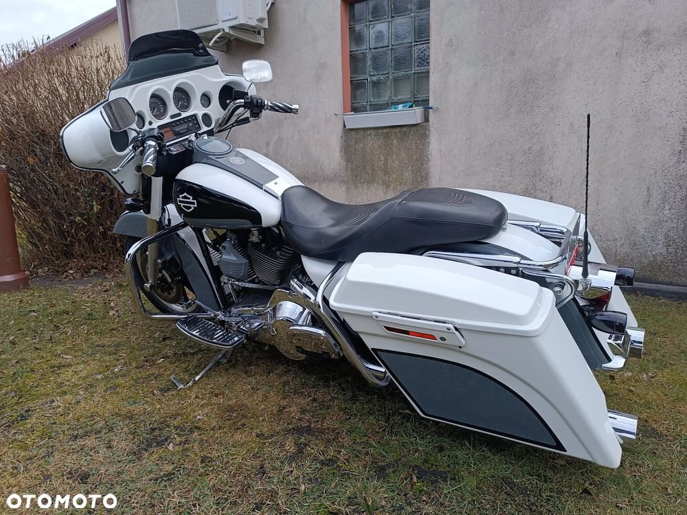 Harley-Davidson Touring Road Glide - 6