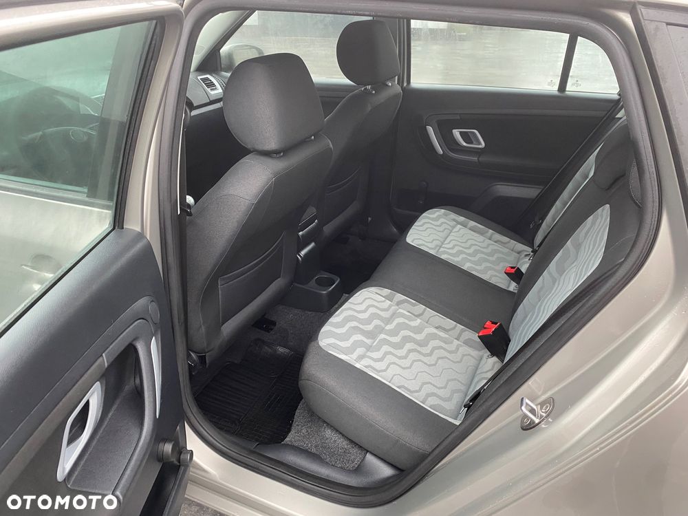 Skoda Fabia 1.4 16V Fun - 7