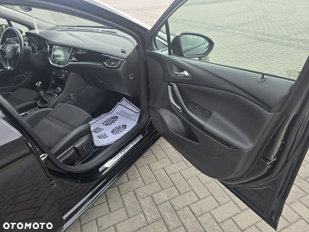 Opel Astra - 24