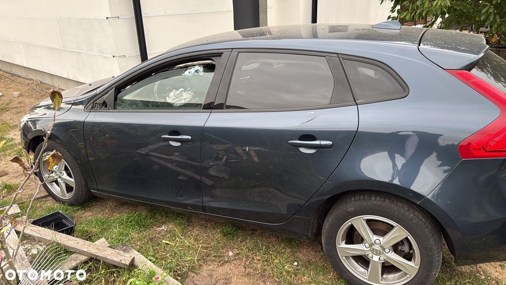 Volvo V40 D2 RDesign - 3