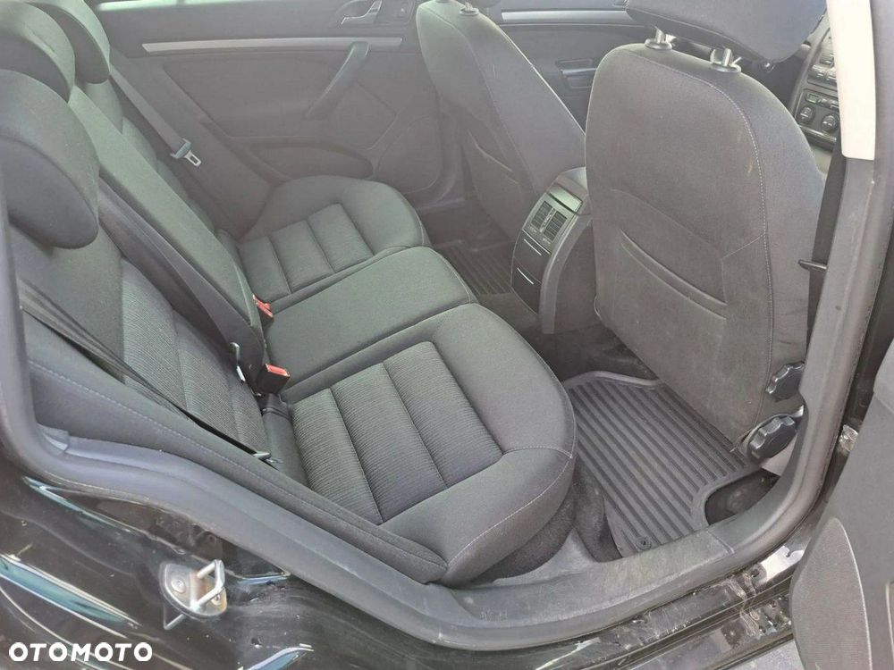 Skoda Octavia 1.8 TSI Ambition - 11