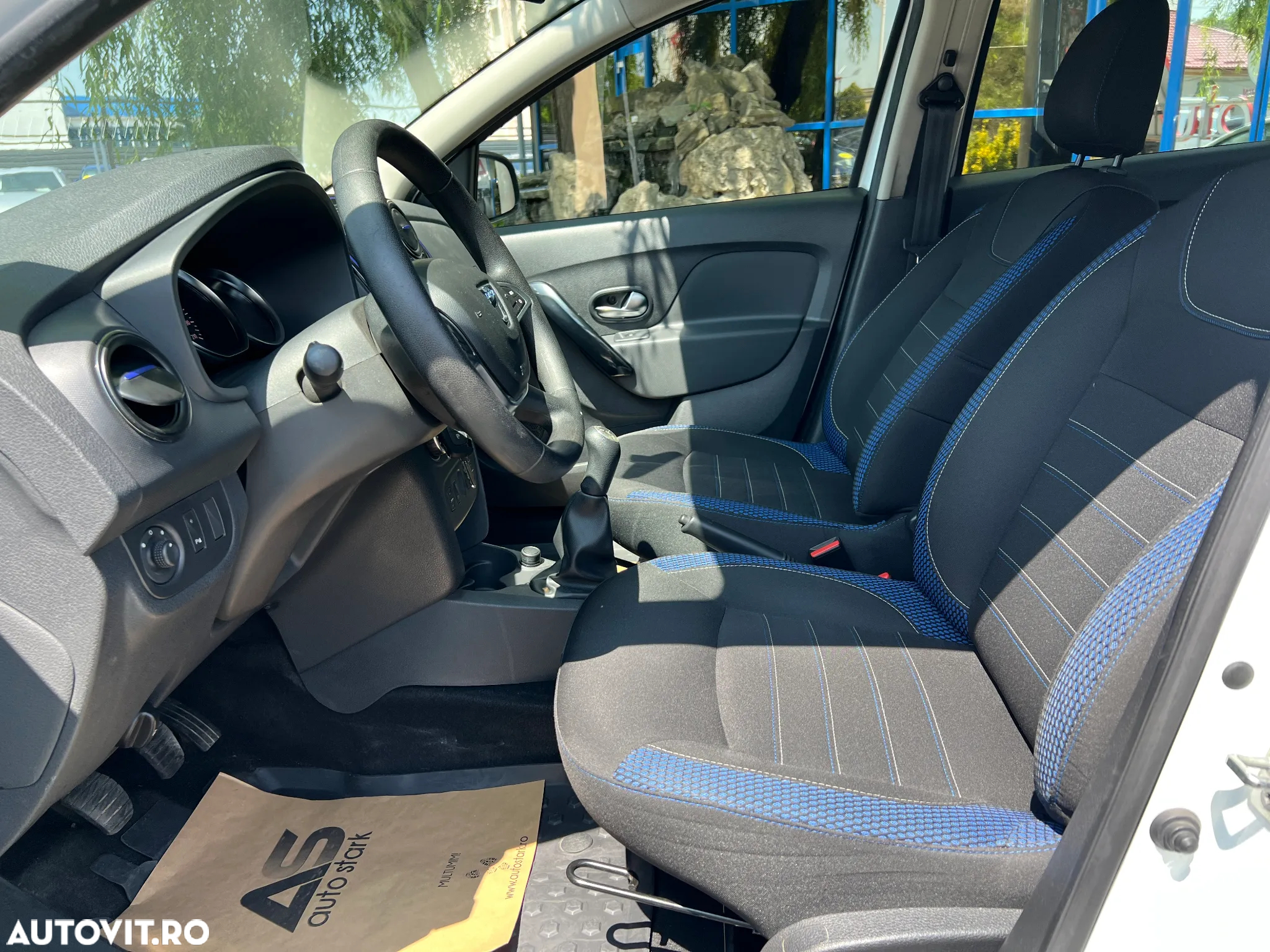 Dacia Logan 1.5 Blue dCi Prestige - 16