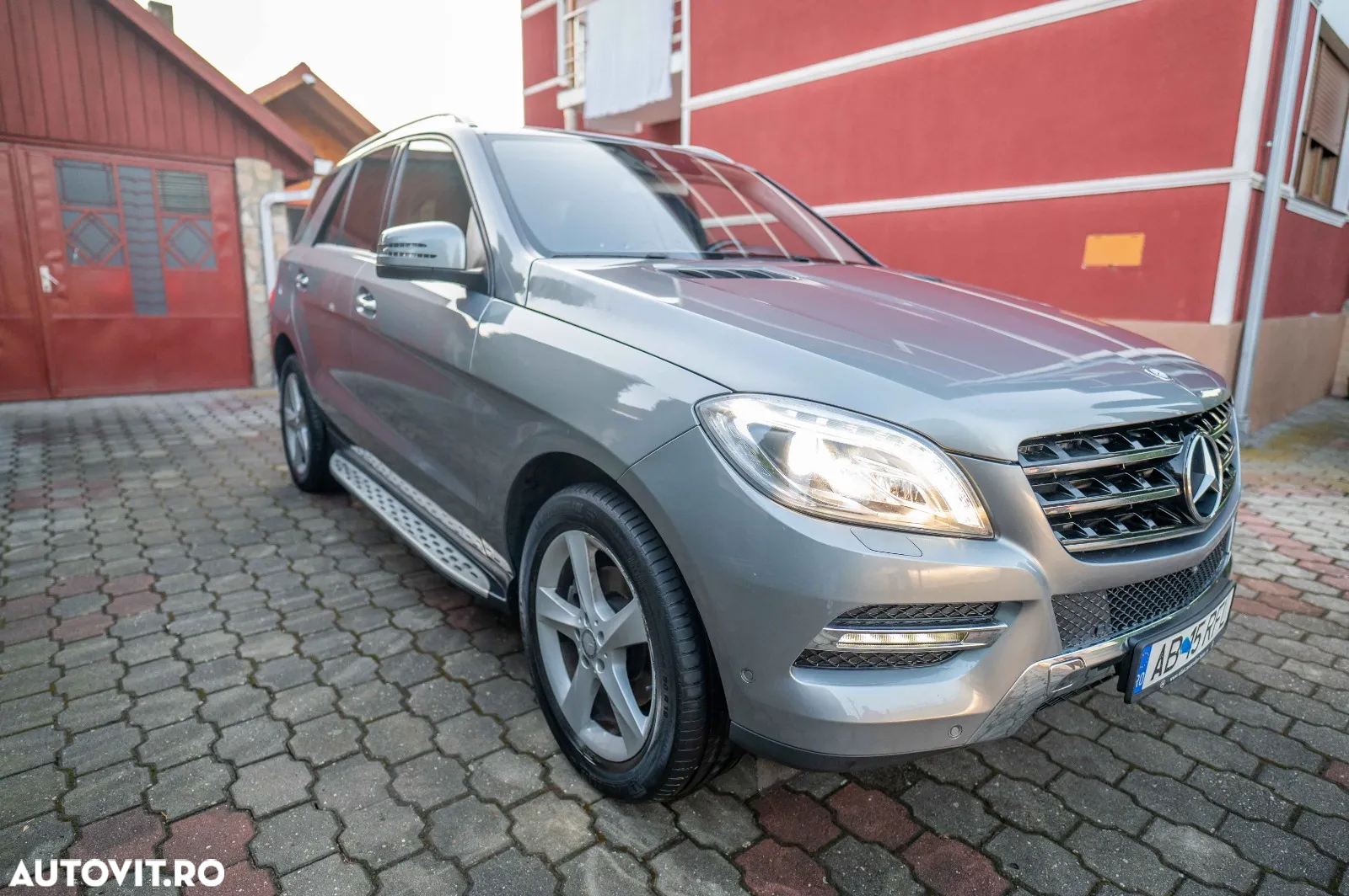 Mercedes-Benz ML 350 BlueTec 4MATIC Aut - 15