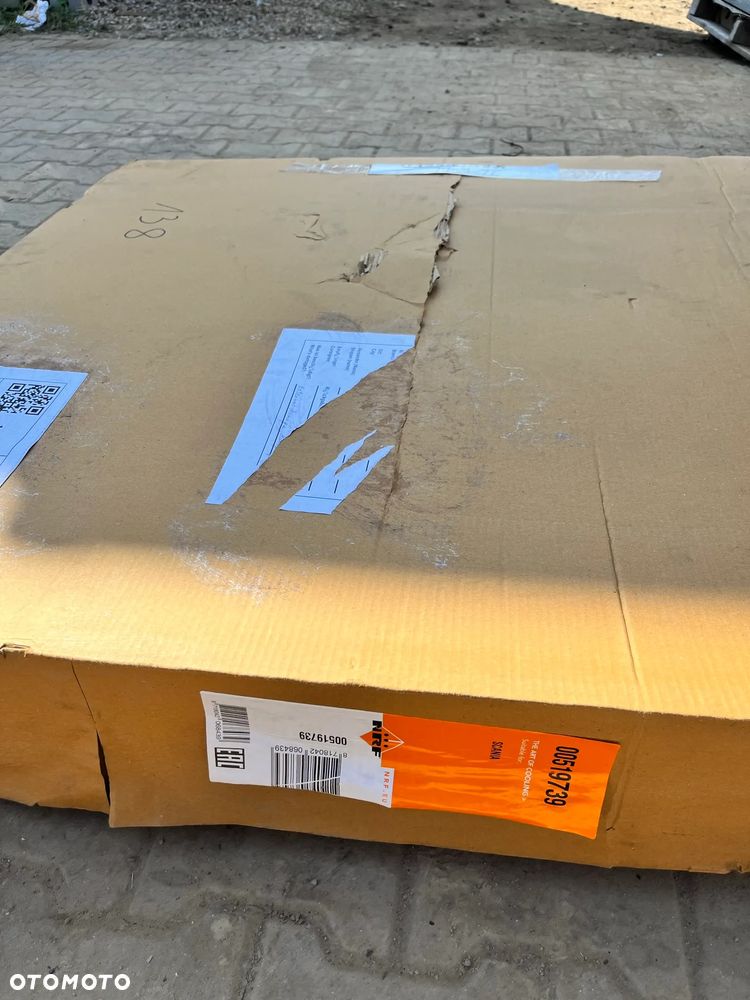 CHŁODNICA SILNIKA SCANIA NOWA - 4