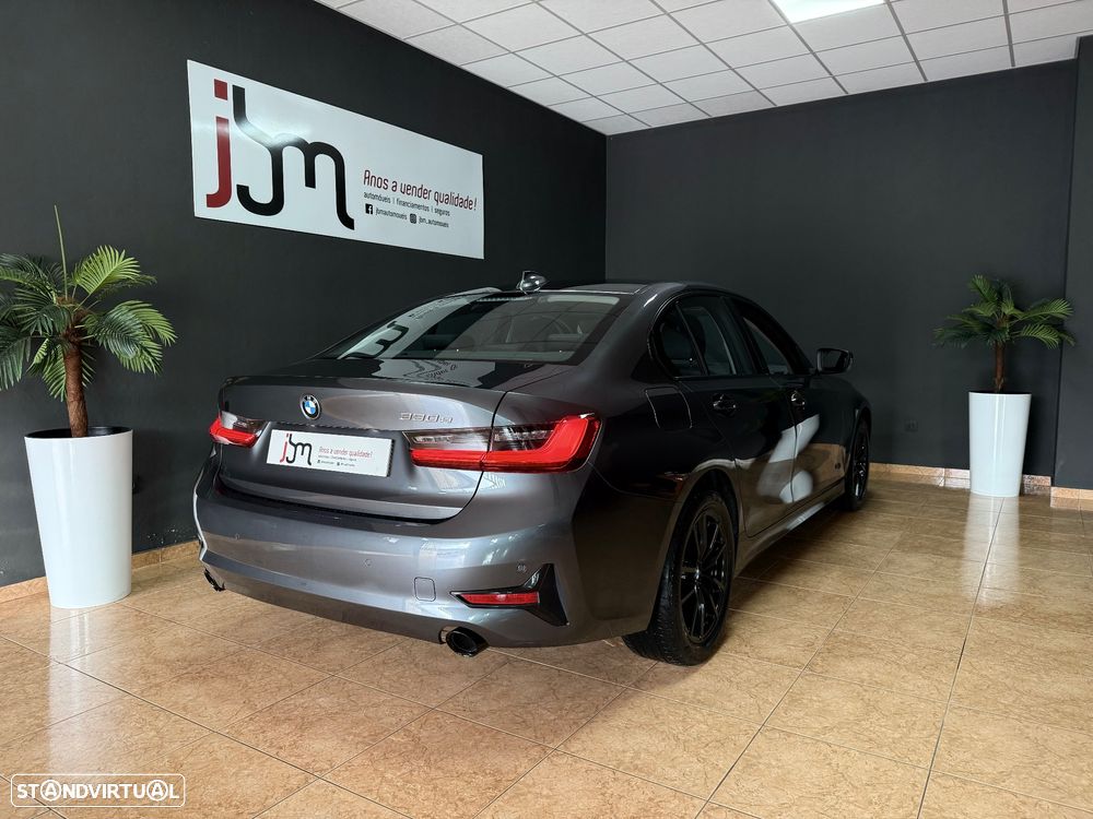 BMW 330 e Corporate Edition Auto - 14