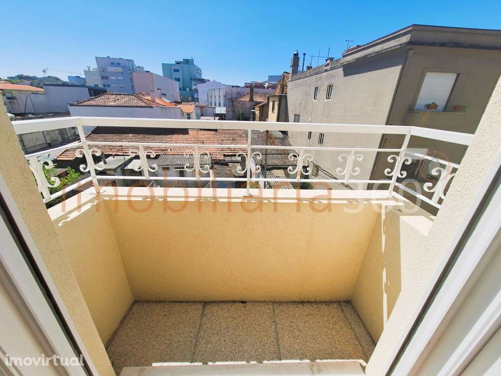 **Apartamento T2 Duplex Novo com 2 Varandas em Matosinhos Sul** - Grande imagem: 3/27