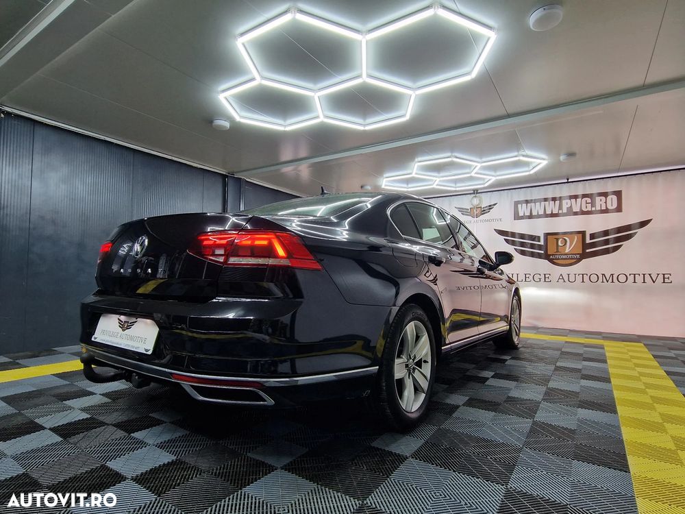 Volkswagen Passat 2.0 TDI DSG Highline - 4