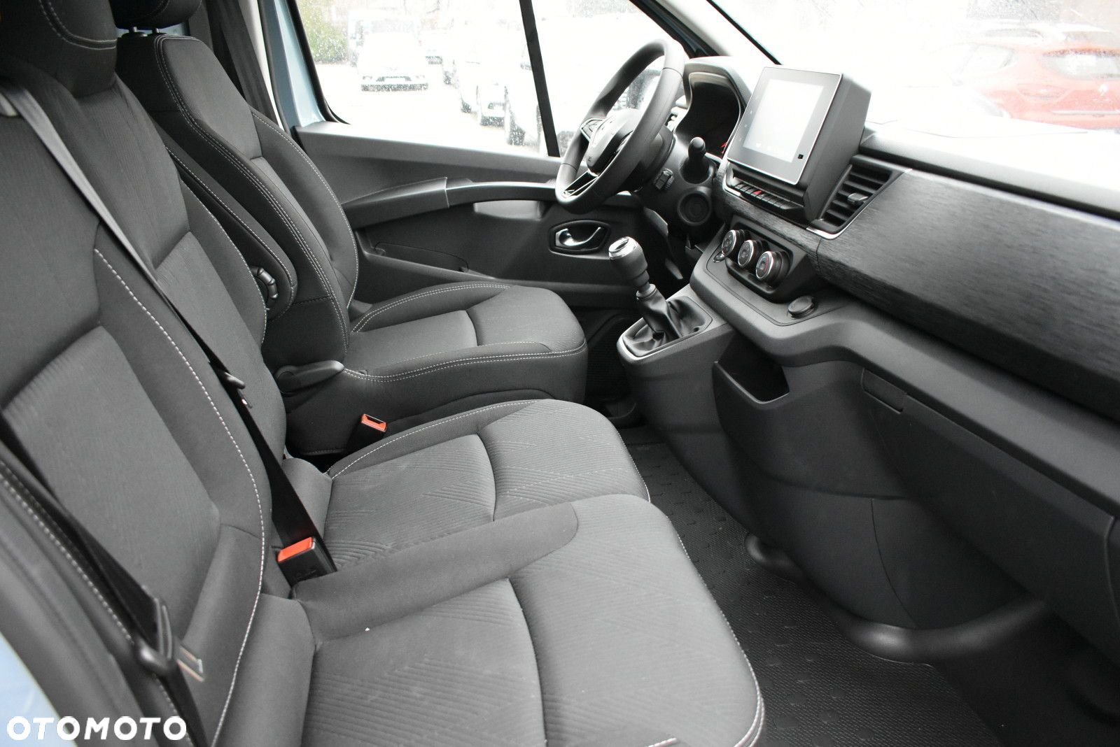 Renault Trafic - 11