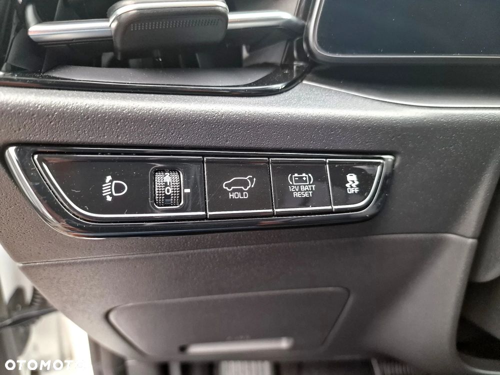 Kia Niro 1.6 GDI Hybrid L Business Line - 18