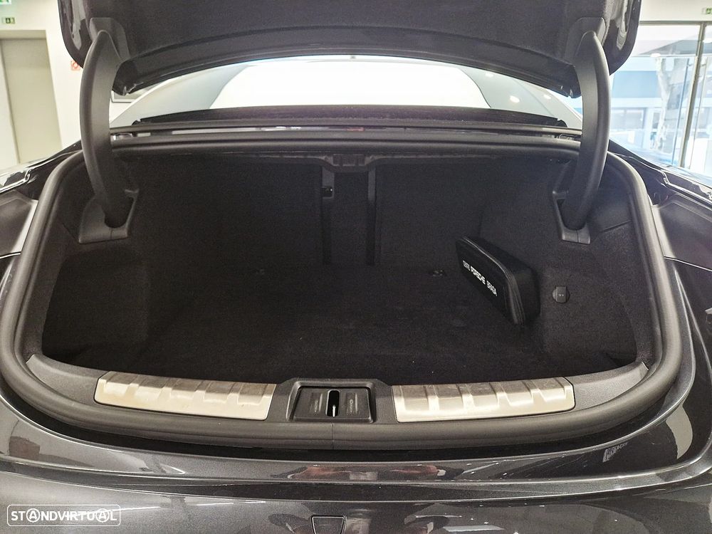 Porsche Taycan 4S - 38