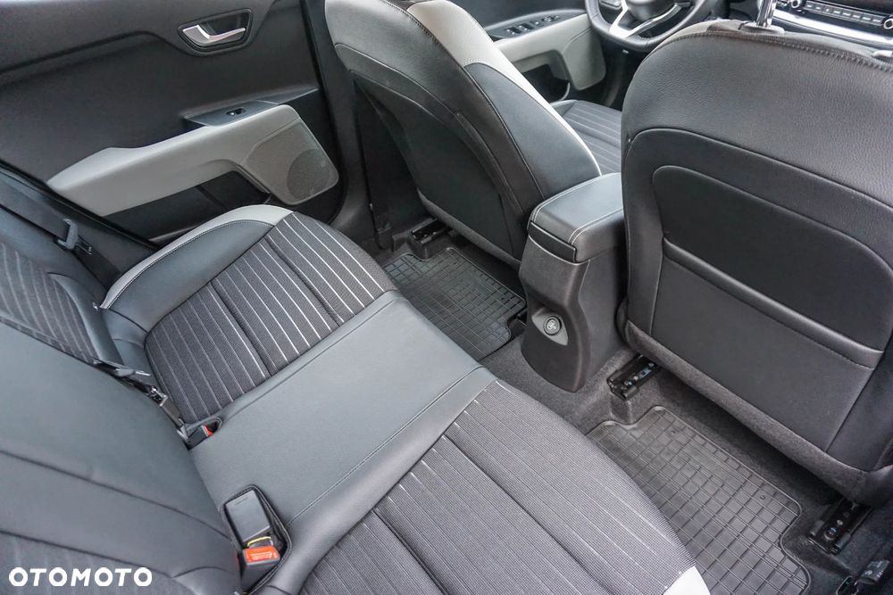 Kia Stonic 1.2 L - 32