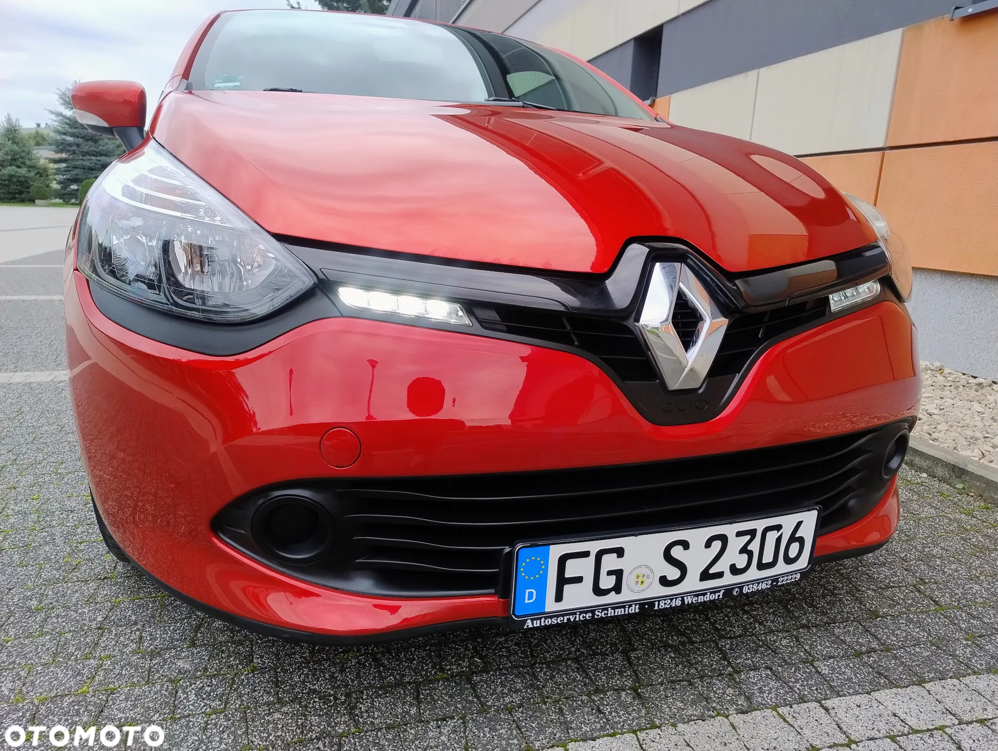 Renault Clio 1.2 16V 75 Experience - 28