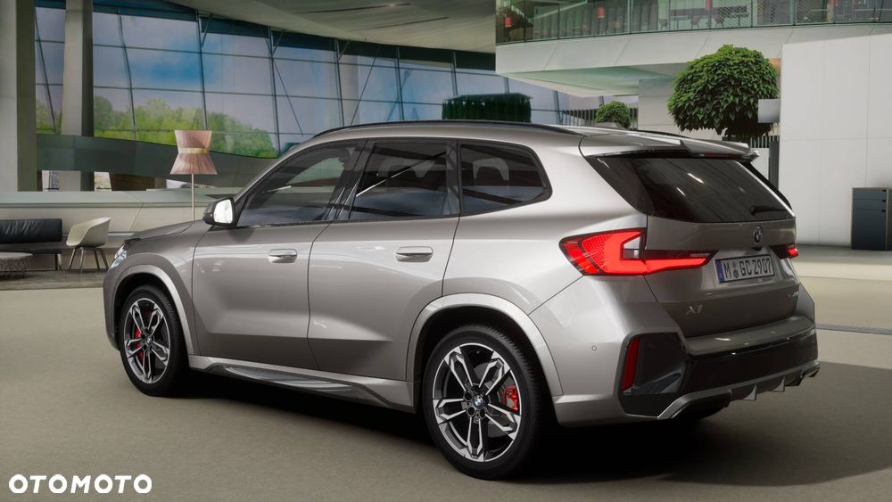 BMW X1 xDrive23i mHEV M Sport - 4