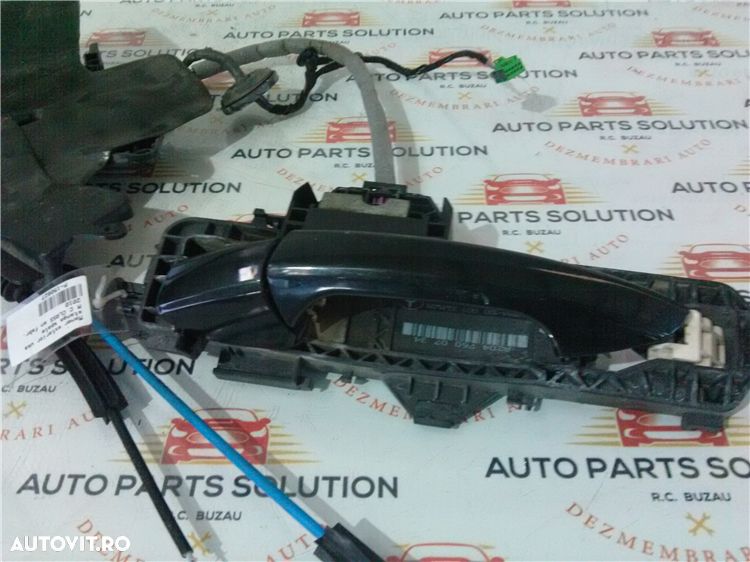 maner exterior usa stanga spate m c class an fabr. 2010 - 1