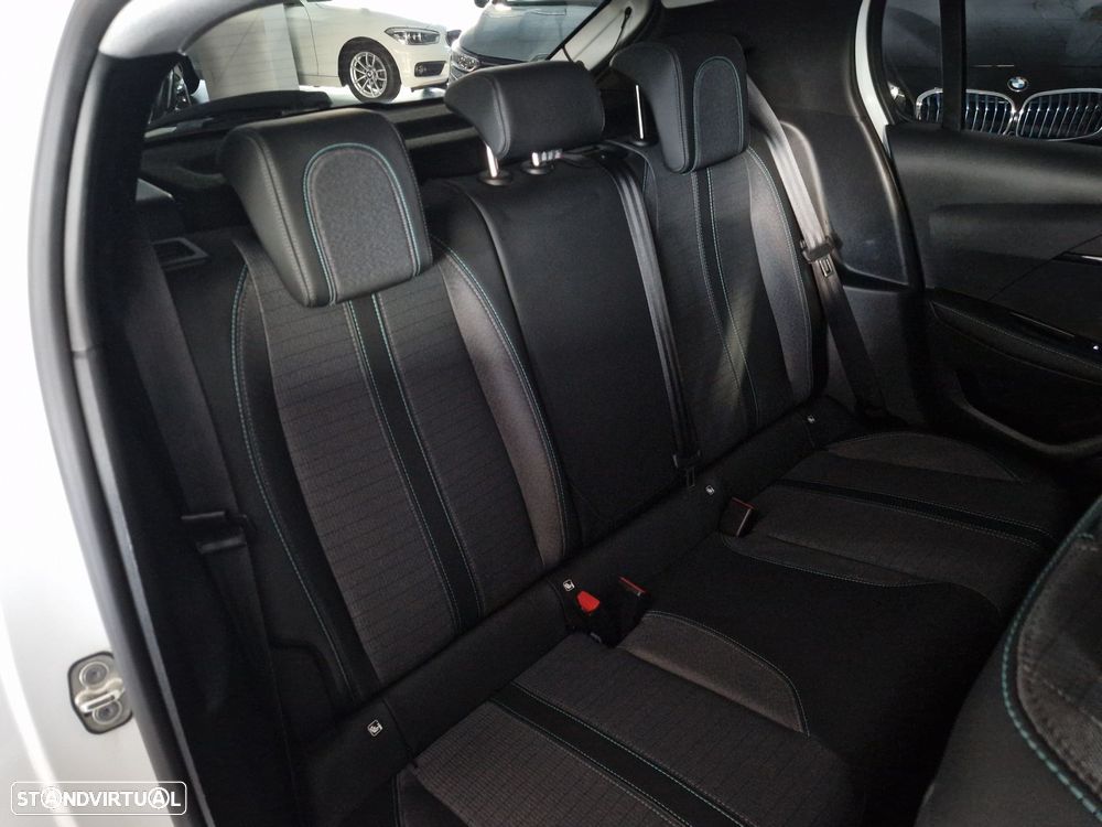 Peugeot e-208 50 kWh Allure - 21