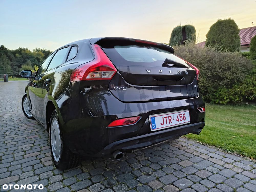Volvo V40 T2 - 23