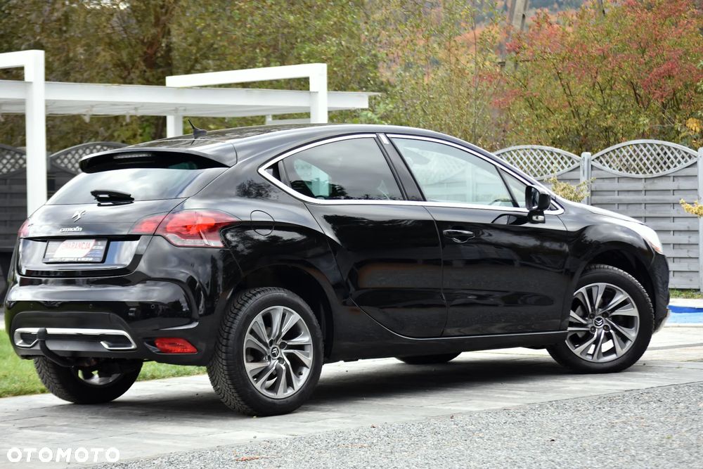 Citroën DS4 e-HDi 110 EGS6 SoChic - 19