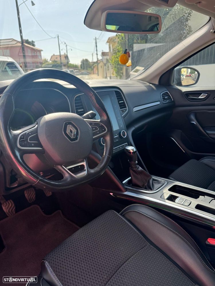 Renault Mégane ENERGY dCi 130 Start & Stop Bose Edition - 10