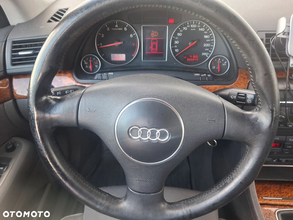 Audi A4 Avant 1.8T - 21