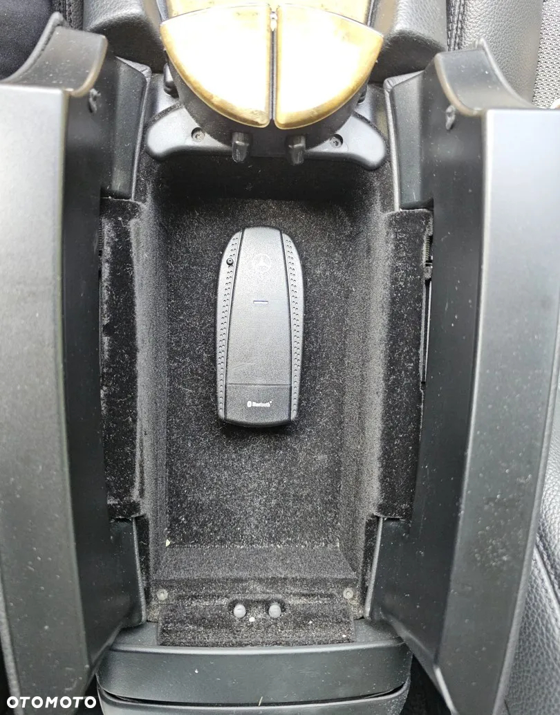 Mercedes-Benz Klasa E - 19