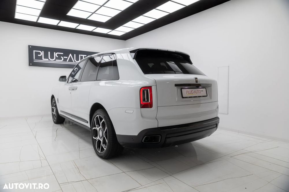Rolls-Royce Cullinan - 10