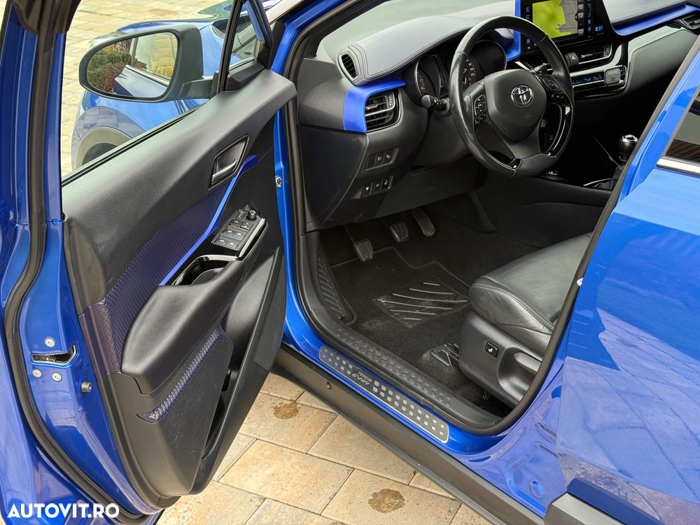 Toyota C-HR - 32
