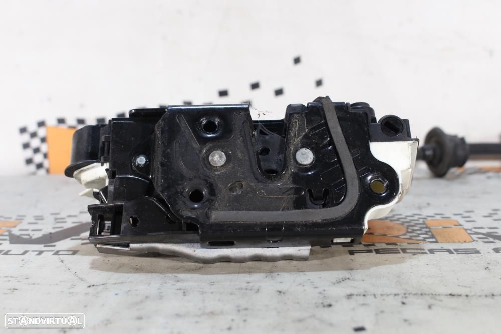 Fecho Da Porta Trás Direita Volkswagen Golf Vii (5G1, Bq1, Be1, Be2) - 5