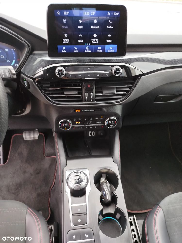 Ford Kuga - 15