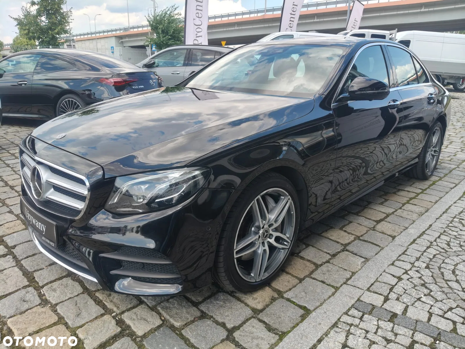 Mercedes-Benz Klasa E 400 d 4-Matic 9G-TRONIC - 3