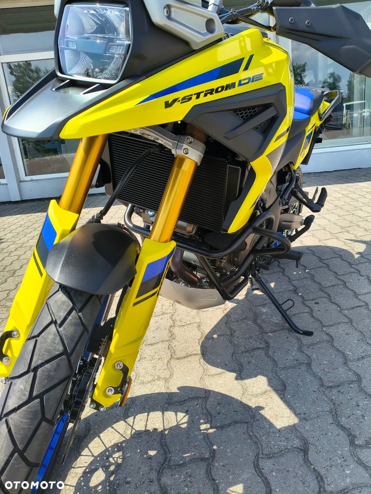 Suzuki V-STROM - 8