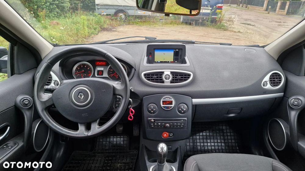 Renault Clio 1.2 16V Alize - 7