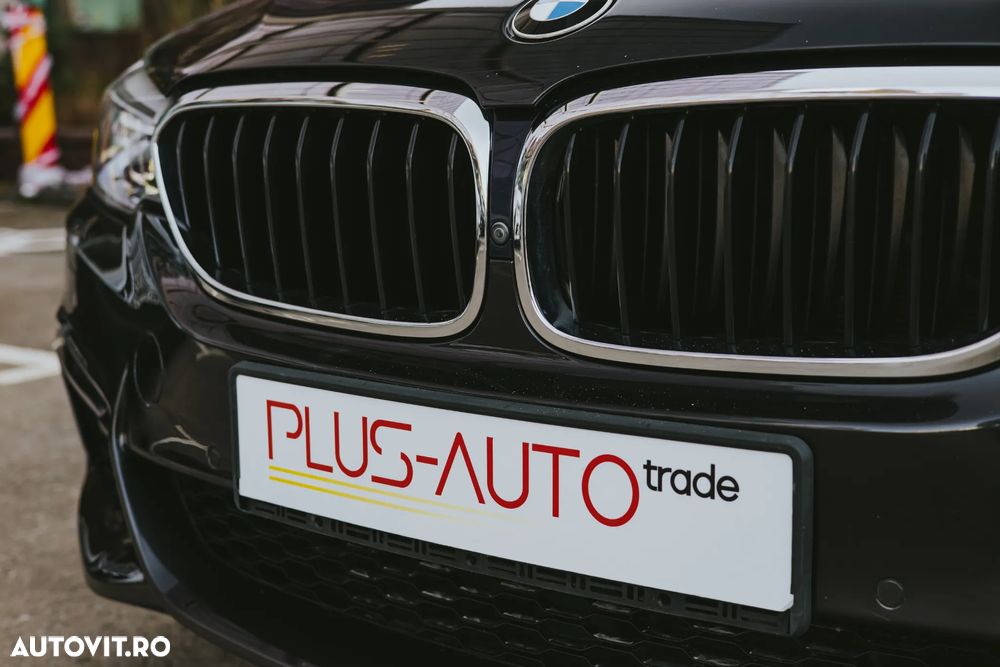 BMW Seria 5 520i AT - 7