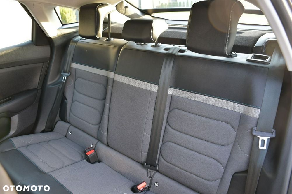 Citroën C4 1.2 PureTech Shine S&S - 18