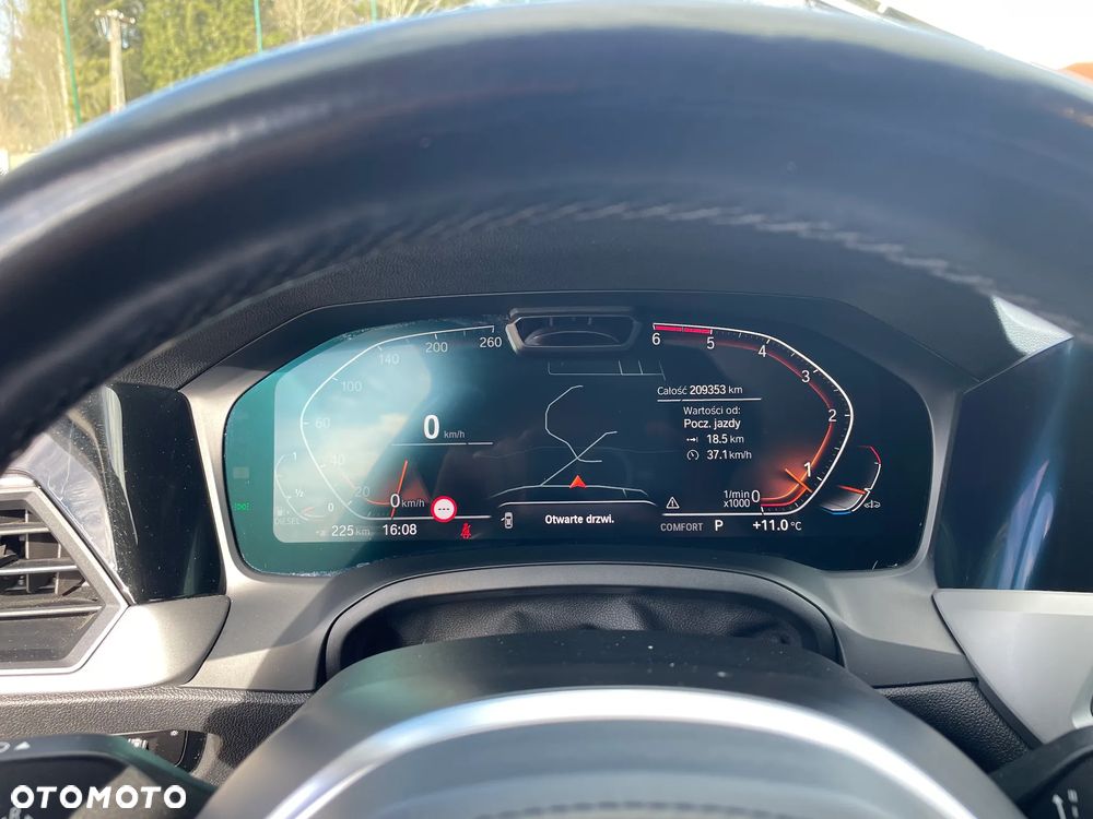 BMW Seria 3 320d - 16