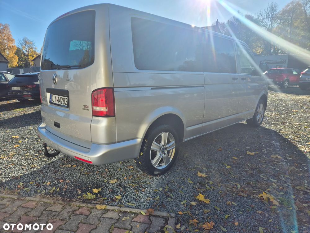 Volkswagen Caravelle - 8