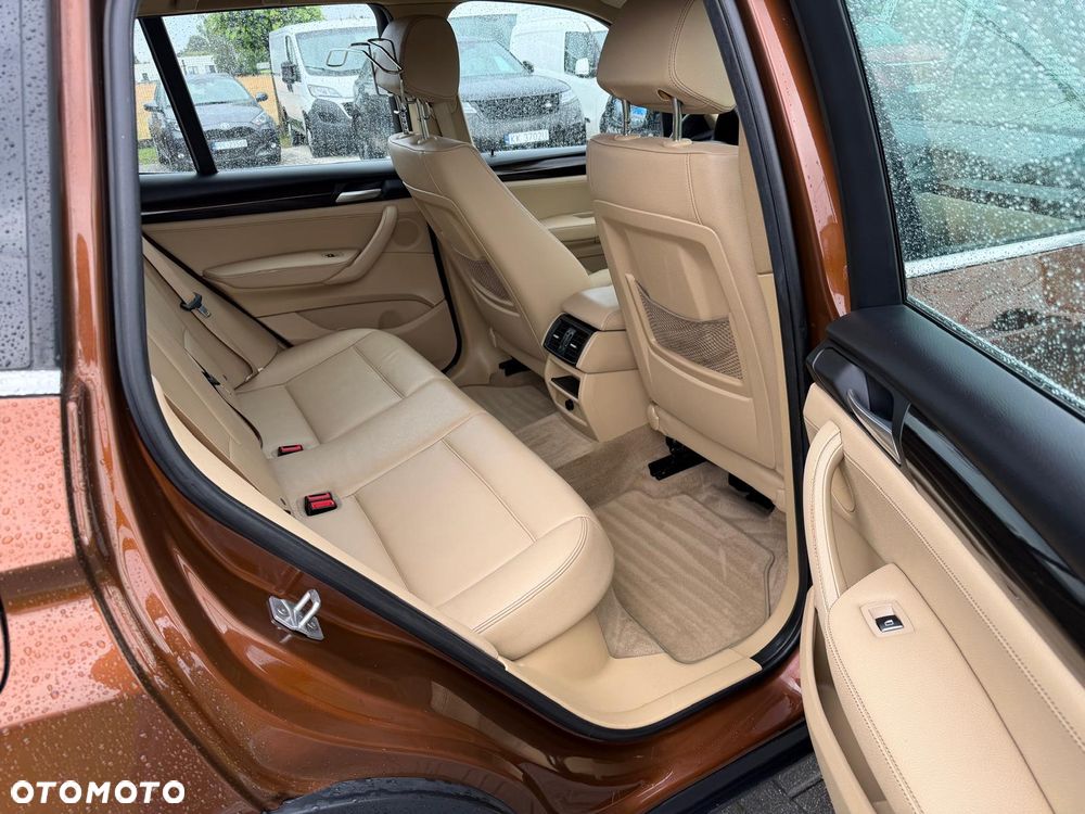 BMW X3 xDrive20i xLine - 28