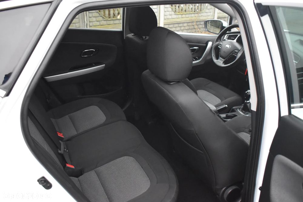 Kia Ceed 1.4 CVVT Dream-Team Edition - 28