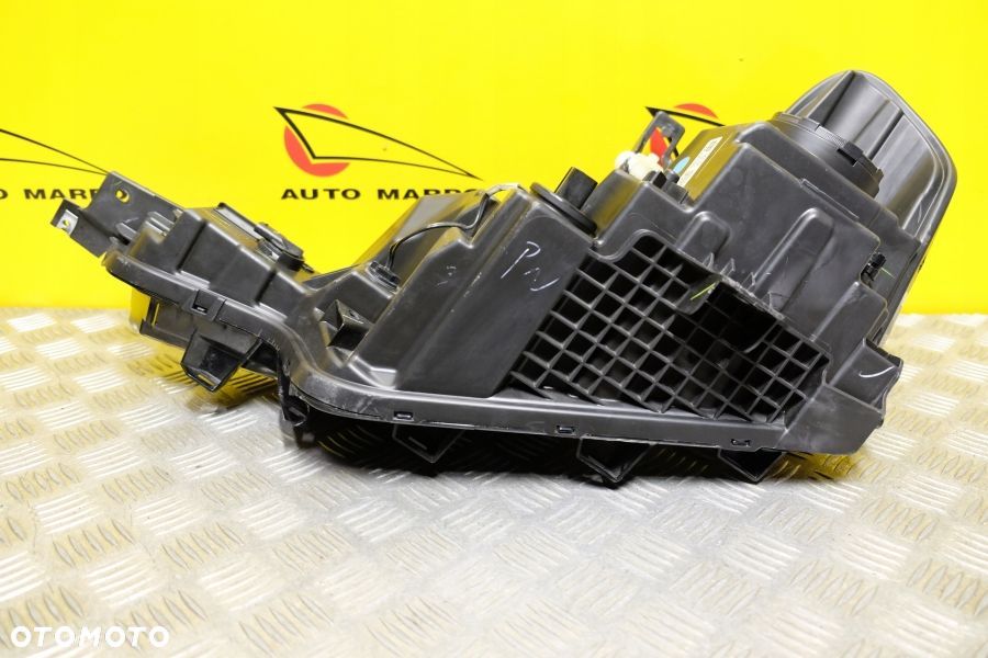 CHEVROLET COLORADO 2023 2024- REFLEKTOR LAMPA ZWYKŁA PRAWA USA - 11