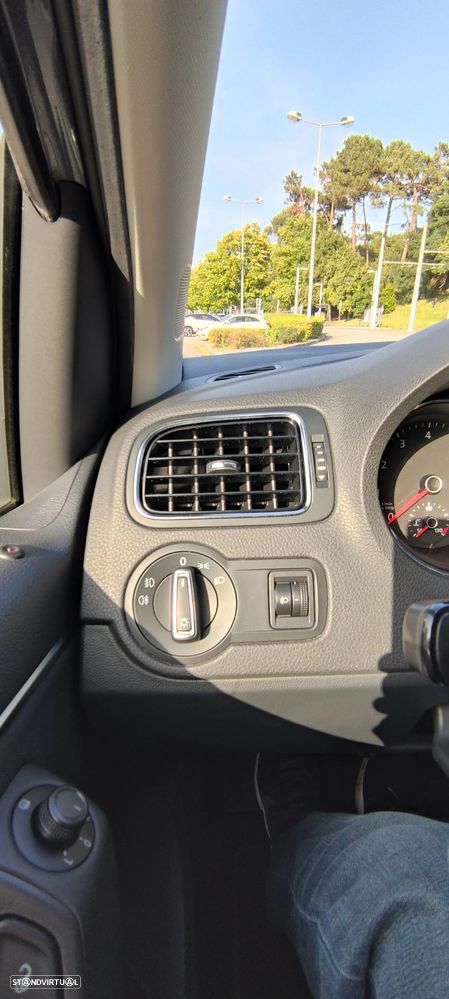 VW Polo 1.0 Confortline - 16